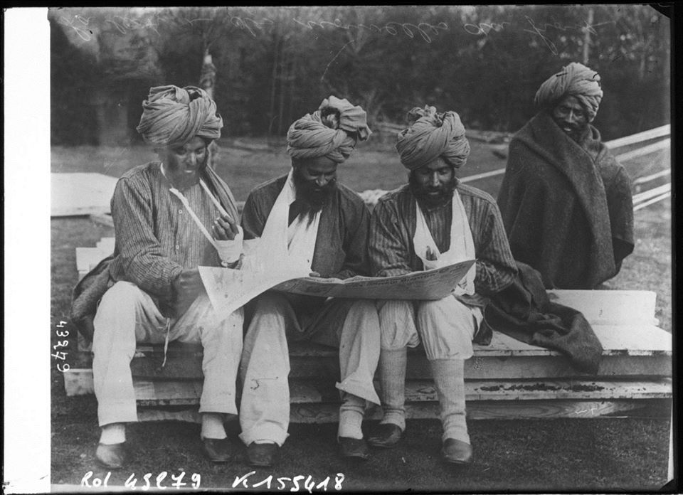 Indian soldiers convalescing in Britain, 1914. (Bibliothèque nationale de France)