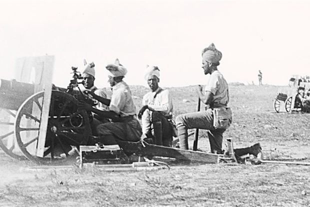 Indian Army gunners with howitzers in Jerusalem in 1917.